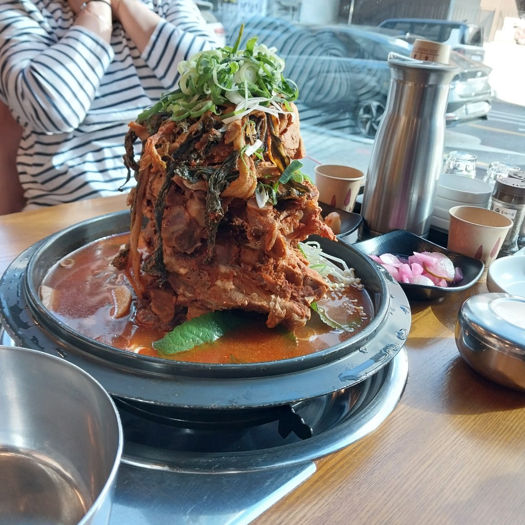 Gamjatang – 감자탕 is one of the best foods Korea&nbsp;offers.